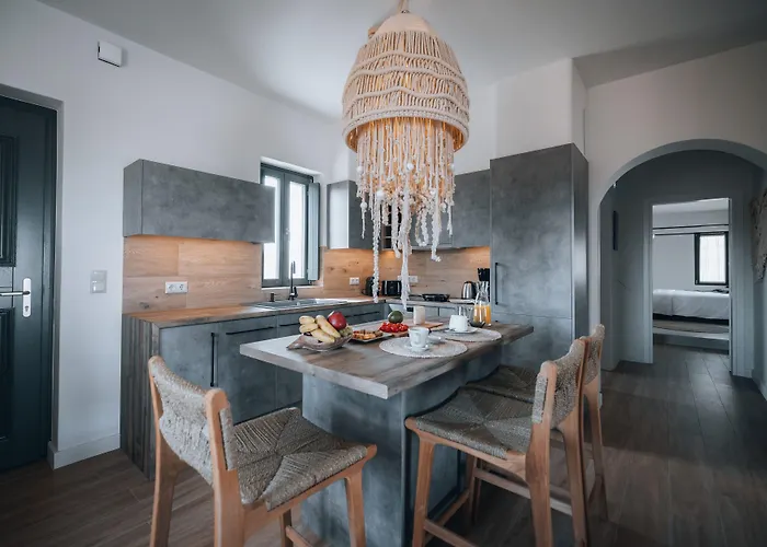 Cosme, A Luxury Collection Resort, Paros נאוסה