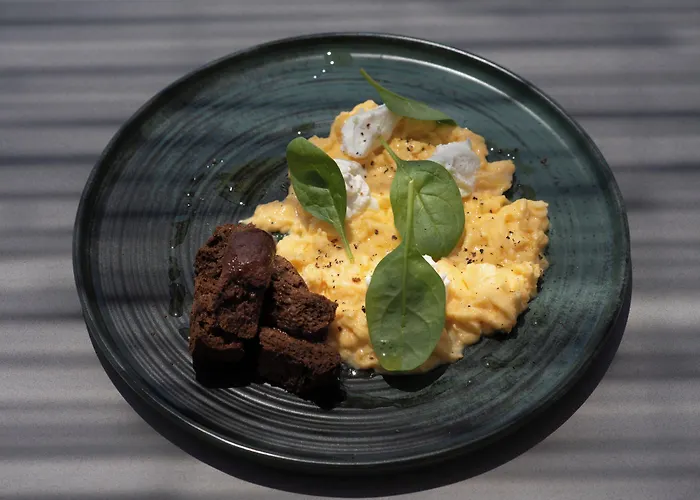 Cosme, A Luxury Collection Resort, Paros 5* נאוסה